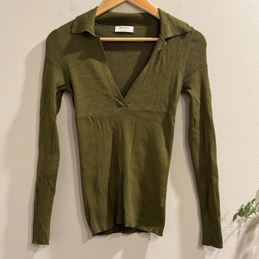 Aritzia Babaton Small Green Mcsweeny Sweater Rib Knit Classic Minimalist Casual